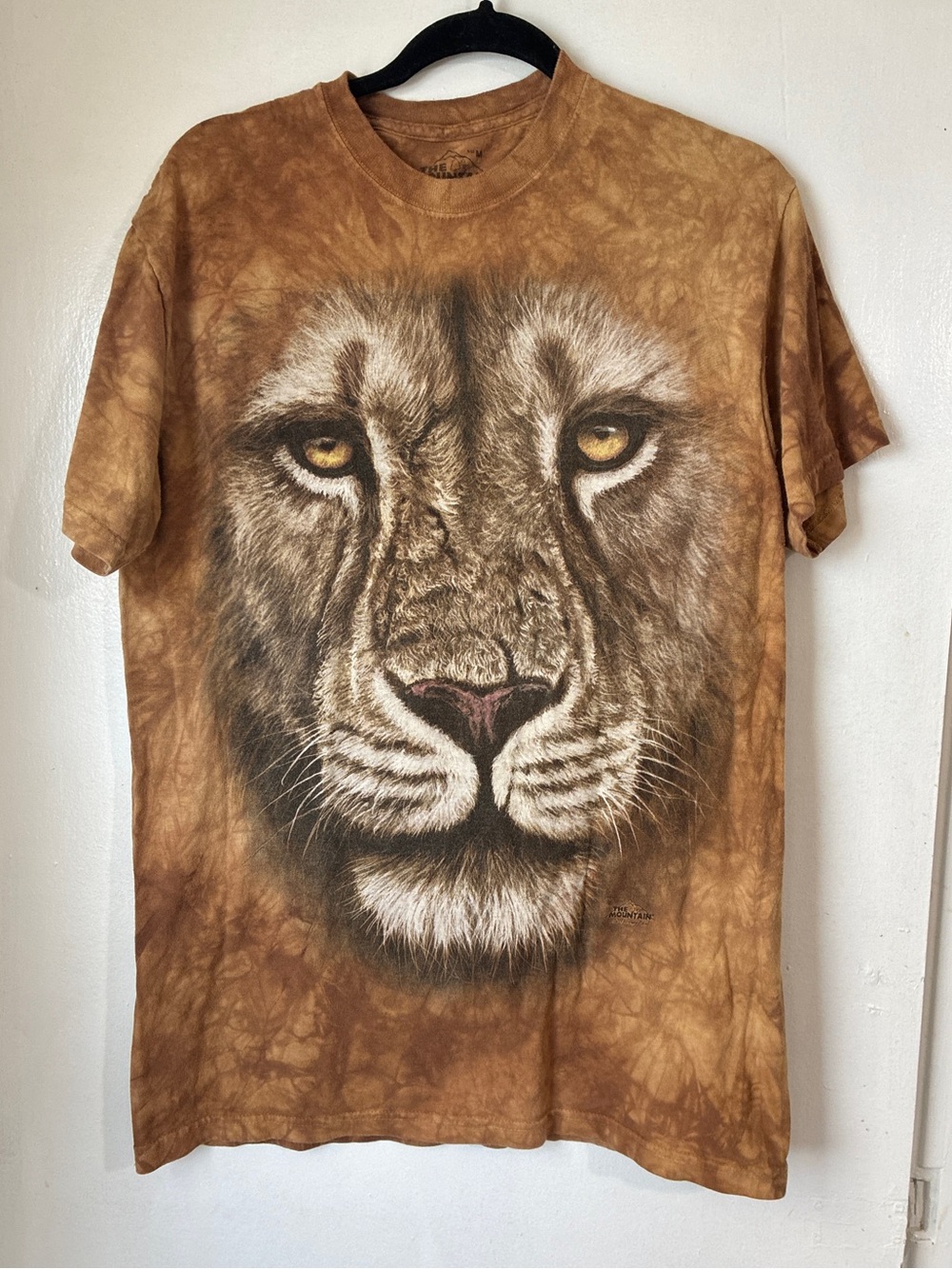 The Mountain Shirt Tie Dye Lion Medium